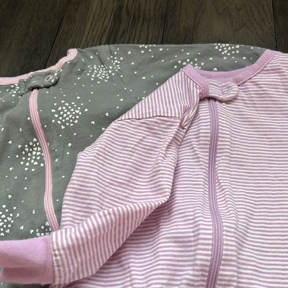 Gerber baby bundle of pajama long sleeve onesies